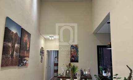 Casa térrea à venda no Condomínio Helena Maria, Sorocaba