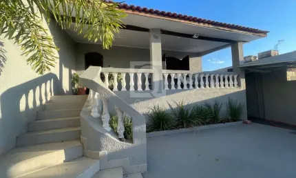 Casa comercial com 2 salas à venda no Jardim São Pedro, Votorantim 