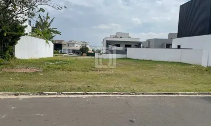 Terreno no Condomínio Alphaville Nova Esplanada 3 Votorantim