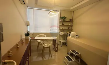 Sala comercial no mondrian tower – localização privilegiada para seu negócio!