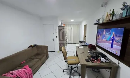 Apartamento no condomínio edifício zelinda sorocaba