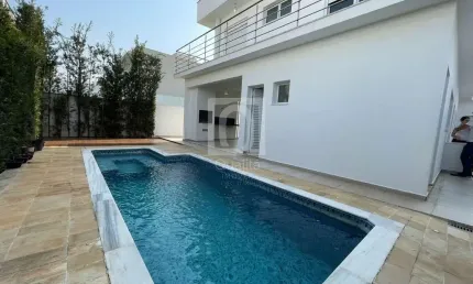 Casa sobrado para locação no condomínio giverny sorocaba