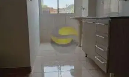 Oportunidade Apartamento com 02 dormitórios e elevador.