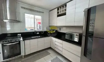Casa com 3 Dormitórios (1 Suíte) – Planejada, Semi-Isolada, Espaço Gourmet