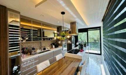 MOBILIADA  PORTEIRA FECHADA, 3 dorm. 1 suite com closet.