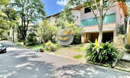 Casa em condomínio fechado com 4 quartos para alugar no Jardim das Flores, Cotia 