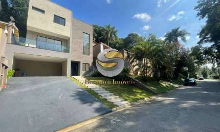 Linda casa moderna NOVA, integrada, com ótimo acabamento.