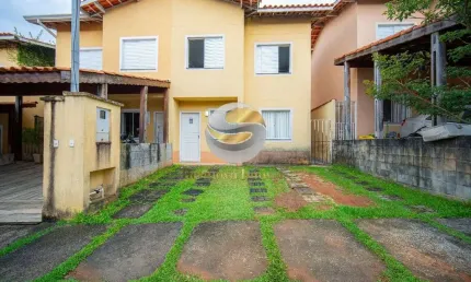Casa de 3 Dorm à venda - AT 208m² - AC 130m² - 2 Vagas - R$ 385.000