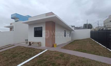 Casa à Venda no Atuba – De Esquina Atrás da Leroy Merlin, com fácil acesso pela BR-116 e Estrada da Ribeira