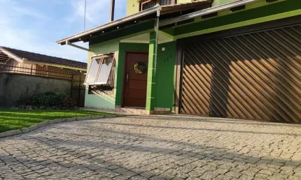 Casa com 3 quartos à venda na Rua São Borja, Boa Vista, Joinville