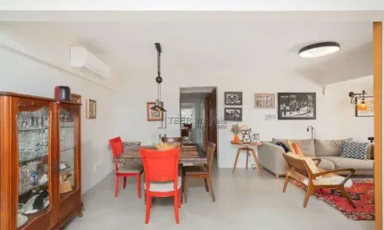 Apartamento à venda no bairro Moinhos de Vento - Porto Alegre/RS