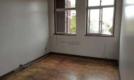 Apartamento à venda no bairro Passo da Areia - Porto Alegre/RS