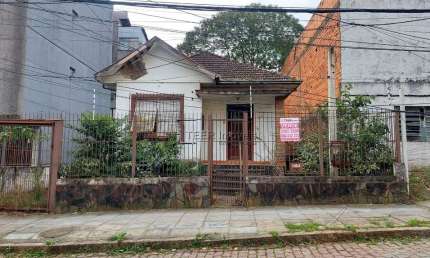 Casa à venda no bairro Passo D'areia - Porto Alegre/RS