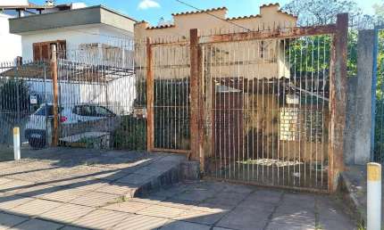 Casa à venda no bairro Passo D'areia - Porto Alegre/RS