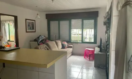 Casa à venda no bairro Jardim Sabará - Porto Alegre/RS