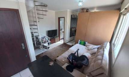Apartamento Cobertura 2 dormitórios 2 banheiros e garagem