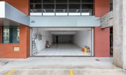 Prédio para alugar no bairro Floresta - Porto Alegre/RS