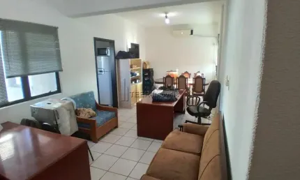 Casa comercial à venda na Rua Doutor Barros Cassal, 33, Floresta, Porto Alegre
