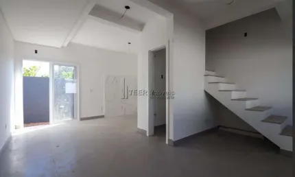 Casa em Condomínio 2 dormitórios 2 banheiros e garagem