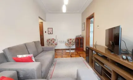 Apartamento à venda no bairro São João - Porto Alegre/RS
