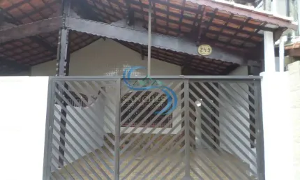 Casa com 2 quartos, Imperador, Praia Grande - R$ 417 mil, Cod: 3901