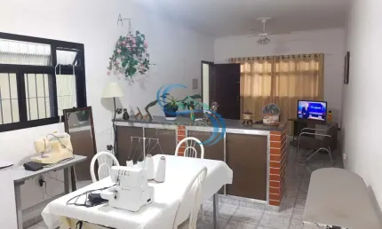 Casa com 3 quartos à venda na Avenida Presidente Kennedy, 15375, Jardim Imperador, Praia Grande
