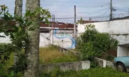 Casa com 4 quartos à venda na Avenida Presidente Kennedy, 15375, Solemar, Praia Grande