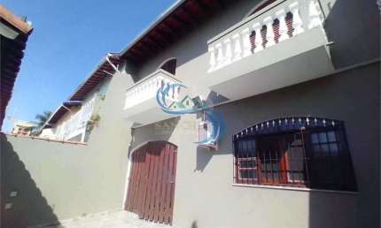 Casa com 3 quartos à venda na Avenida Presidente Kennedy, 15375, Vila São Paulo, Mongaguá
