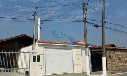 Casa com 2 quartos à venda na Avenida Presidente Kennedy, 15375, Jardim Real, Praia Grande