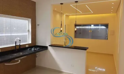 Casa com 2 quartos à venda na Avenida Presidente Kennedy, 15375, Vila Caiçara, Praia Grande