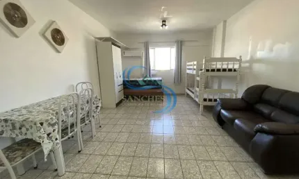 Kitnet com 1 quarto, Balneário Maracanã, Praia Grande - R$ 165 mil, Cod: 6883