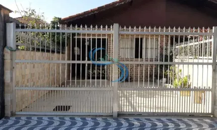 Casa com 2 quartos à venda na Avenida Presidente Kennedy, 15375, Jardim Imperador, Praia Grande