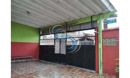 Sobrado com 4 dorms, Maracanã, Praia Grande - R$ 545 mil, Cod: 2240