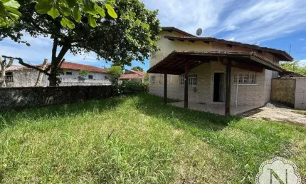 Casa à venda com 2 quartos no bairro jamaica (praia)