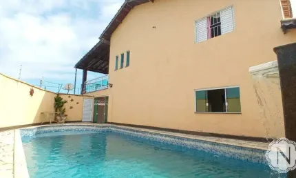 Casa com piscina à venda próximo a praia - Gaivota - Itanhaém SP