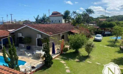 Casa à venda com 5 quartos no bairro Jardim Suarão (Praia)