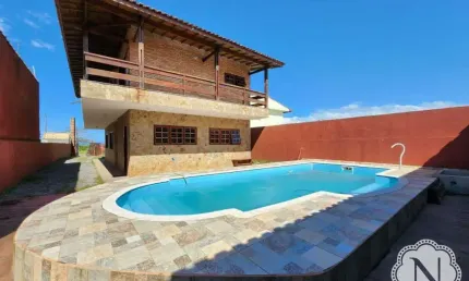 Sobrado à venda com 3 quartos no bairro Jamaica (Praia)