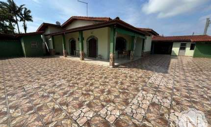 Casa com 3 quartos à venda na Avenida Pedro Carlos Gerônimo Soares, Balneário Tupy, Itanhaém