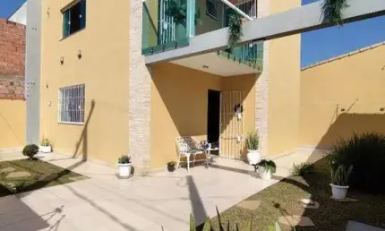 Sobrado à venda com 3 quartos no bairro Cibratel II