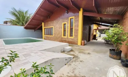 Casa à venda com 3 quartos no bairro Gaivota (Praia)