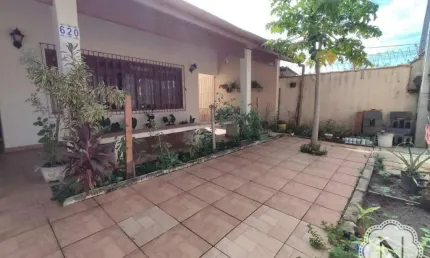 Casa à venda com 3 quartos no bairro Praia dos Sonhos