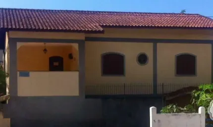 Casa à venda com 4 quartos no bairro Praia dos Sonhos