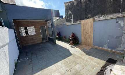 Casa à venda com 2 quartos no bairro Nova Itanhaém (Interior)