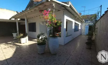 Casa com 4 quartos à venda na Rua Maria Antonia Lopes Leitao, Jardim Ivoty, Itanhaém