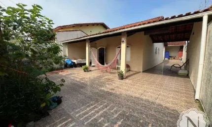 Casa à venda com 2 quartos no bairro Jamaica (Praia)