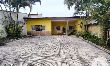Casa com 3 quartos à venda na Rua Santo Ivo, Jardim Corumbá, Itanhaém