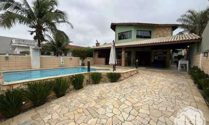 Linda casa alto padrão, frente mar no bairro Cibratel I