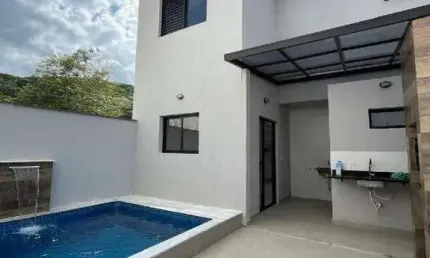 Sobrado à venda com 2 quartos no bairro praia dos sonhos