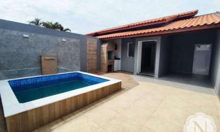 Casa à venda com 3 quartos no bairro Nova Itanhaém (Interior)