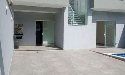 Sobrado à venda com 3 quartos no bairro Cibratel II